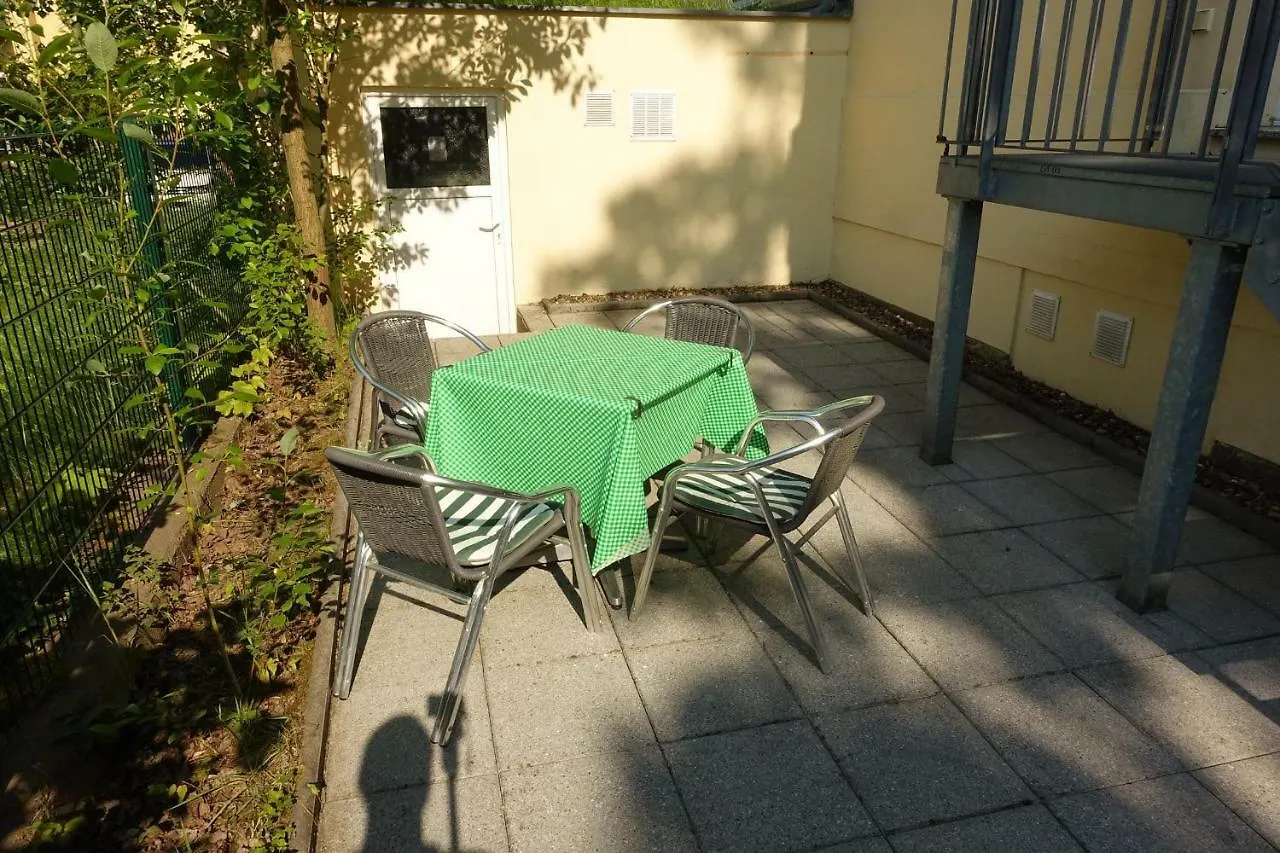 Campus Apartment Ernst Dresda 0*,